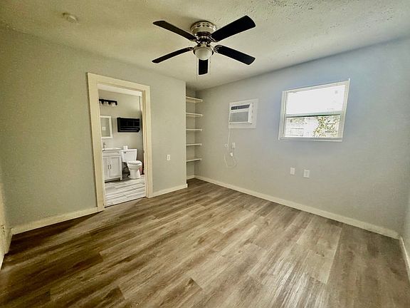 4th image of 6705 Fairway Dr #25
