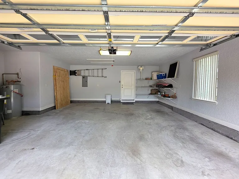 949 Osprey Ct — Photo 38