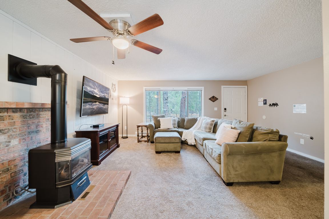 next background image