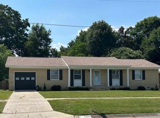 5565 Leesway Blvd, Pensacola, FL 32504