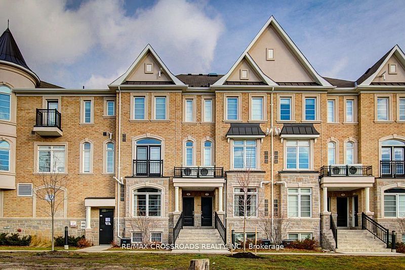 Toronto Townhouse for rent - 2 Bedrooms — photo 12