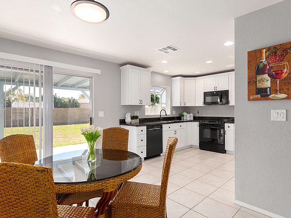5th image of 3627 W Oraibi Dr