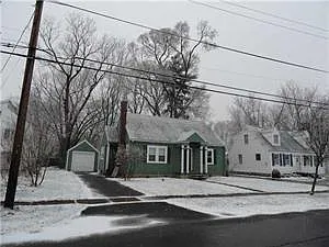 16 Martha Pl photo 1