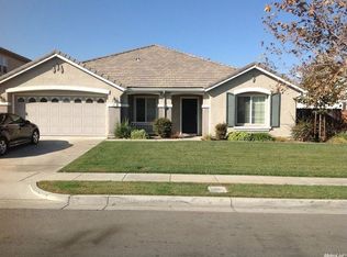 17 Walker Ranch Pkwy, Patterson, CA 95363