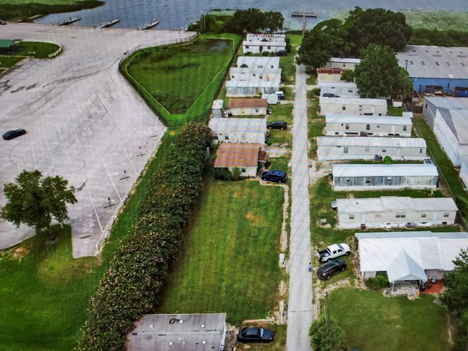 2 bed, $1,100 — Photo 1