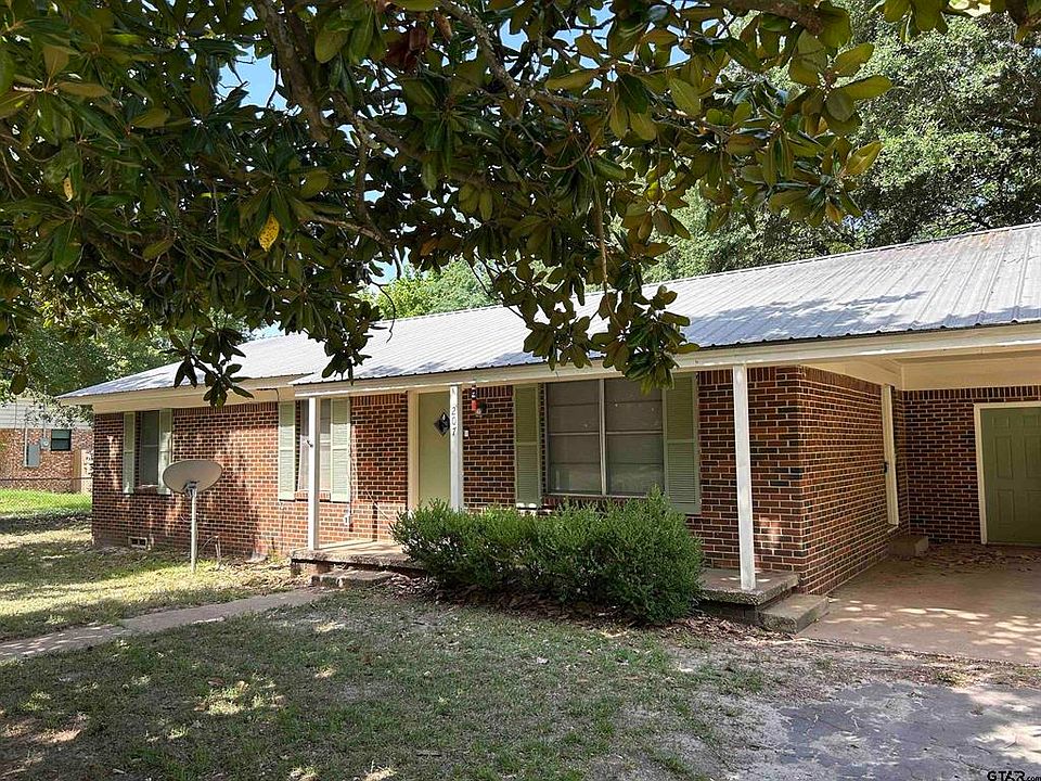 1st image of 207 Betts Dr