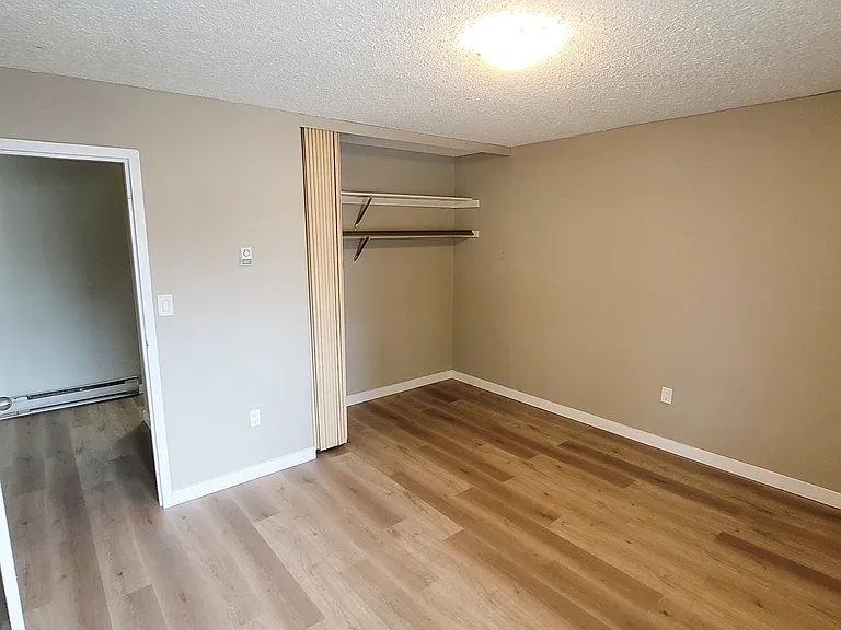 3065 Clearbrook Rd — Photo 10