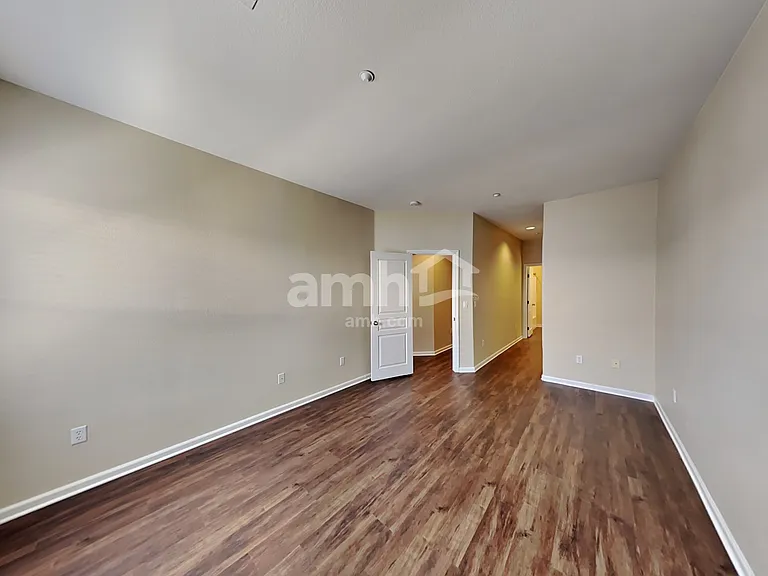 10467 Tuscany Rose Ct — Photo 11