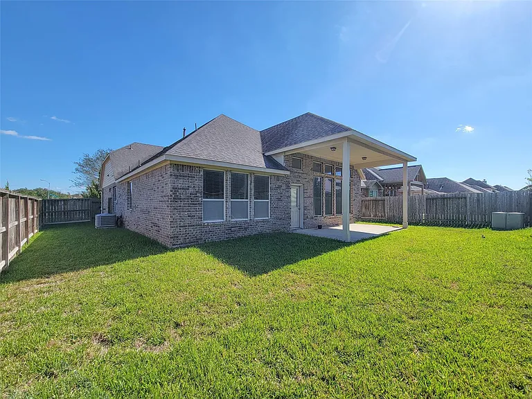 4102 Astoria Manor Ln — Photo 41