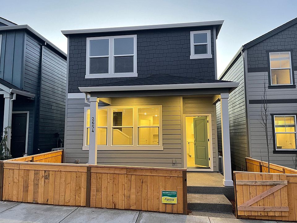 1st image of 2654 NE 116th St #4
