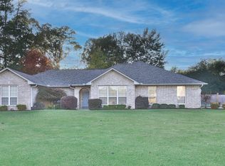 212 Fawn Cv, White Hall, AR 71602