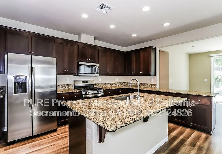 5564 Celebration St — Photo 3