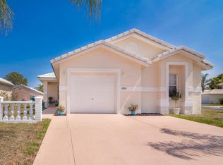 1999 Sugarberry Ct NE, Palm Bay, FL 32905