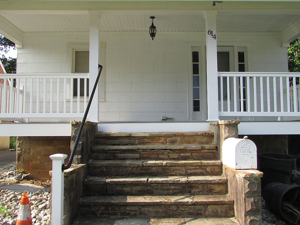 Front of house entry
