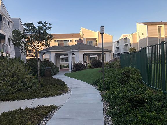 5th image of 19 Pacific Bay Cir APT 206