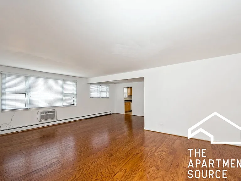 8644 Skokie Blvd #303 — Photo 4