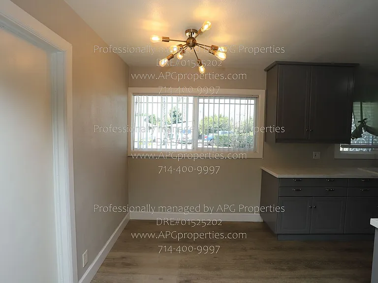 11242 Dallas Dr — Photo 23