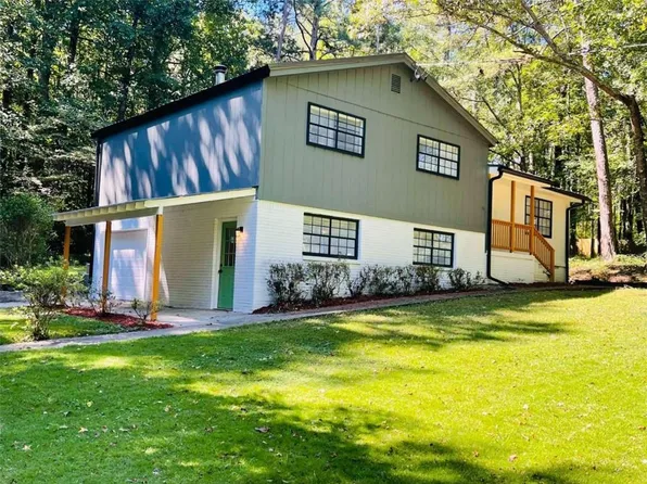 2207 Chestnut Pl, Lithia Springs, GA 30122