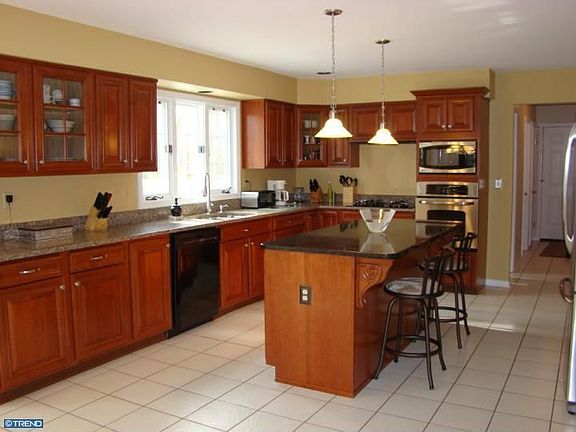 5th image of 5 Woodland Ct