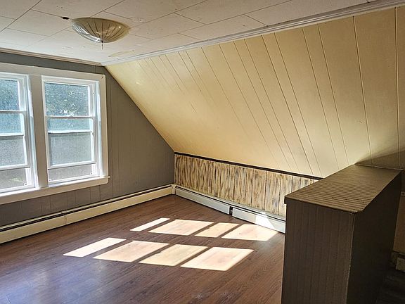 3rd image of 17 Spring St #6
