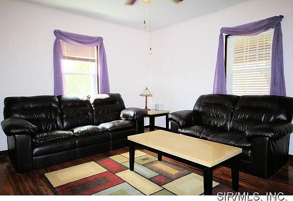 4th image of 210 N Belleville St