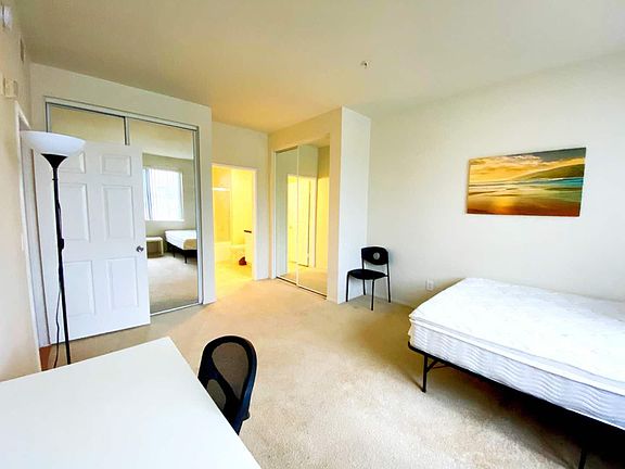 3rd image of 1662 S Bundy Dr #20