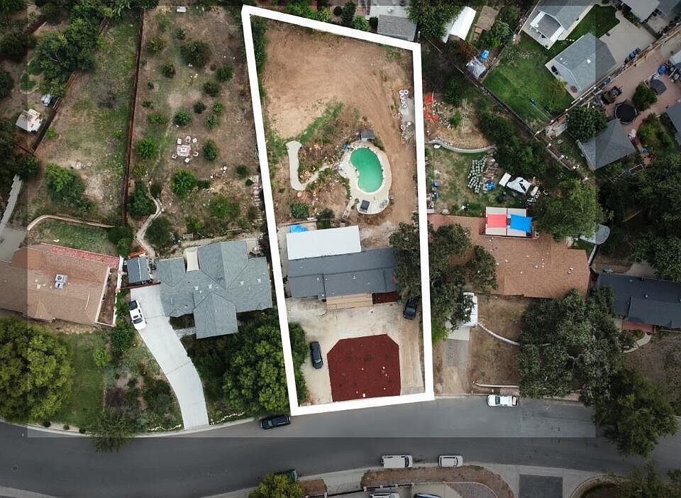 1st image of 1340 Calle Pensamiento