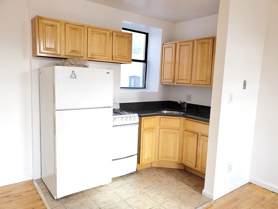 1st image of 117 15th St APT 4C