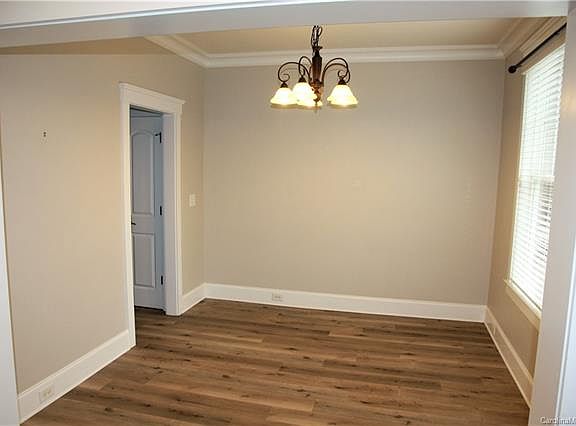 4th image of 580 S Main St