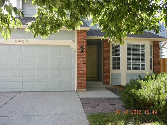 3rd image of 8450 Ilex Dr