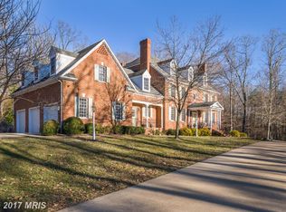 217 Lake Shore Dr, Fredericksburg, VA 22405