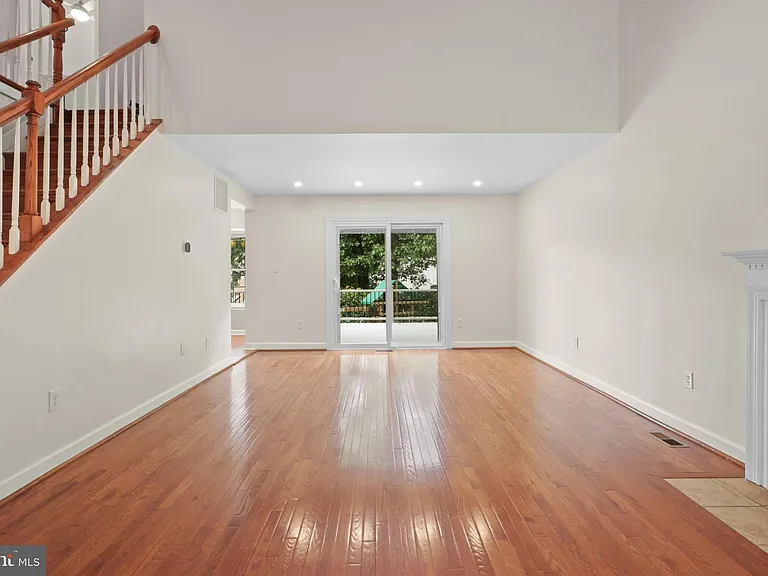 3818 Marquis Pl — Photo 7