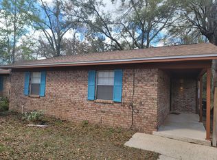 1406 John Carroll Dr #B, Pensacola, FL 32504