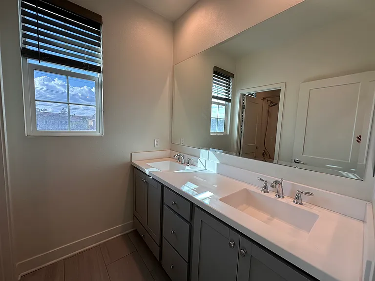 15852 Ellington Way — Photo 23