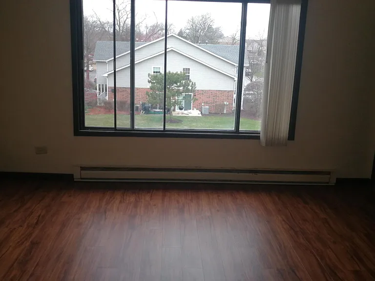 14743 Kenton Ave #1B — Photo 7