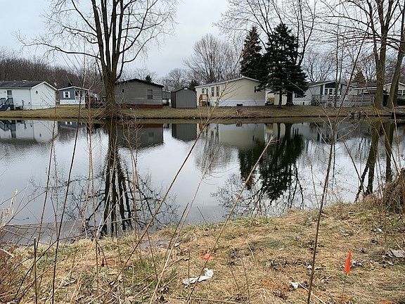 2nd image of 4041 Grange Hall Rd #127-V127