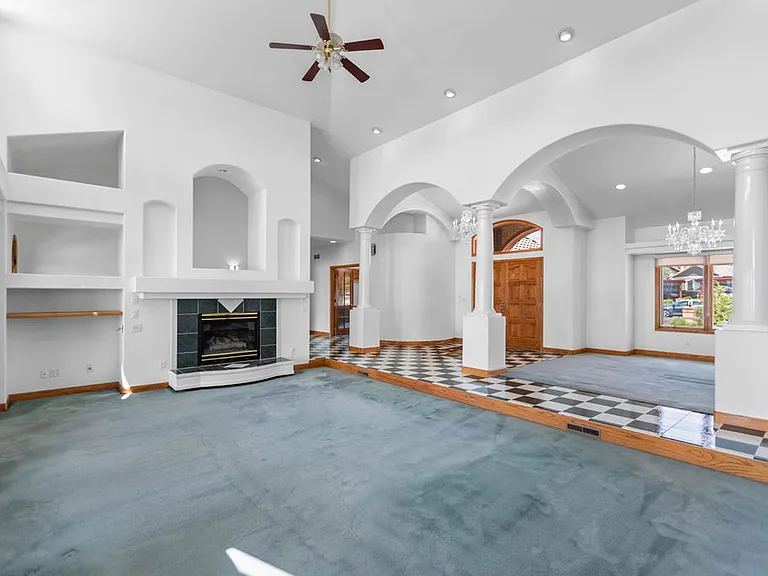 3957 Valley Oak Dr — Photo 5