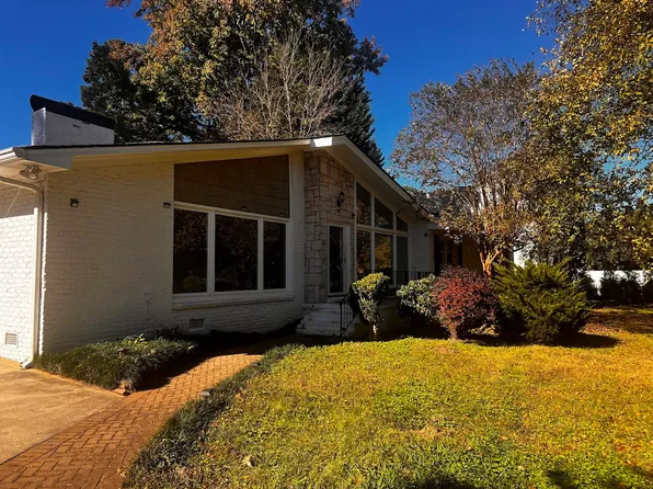 4312 Sharon View Rd, Charlotte, NC 28226