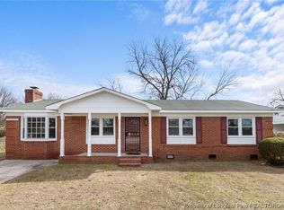 292 Bonanza Dr, Fayetteville, NC 28303