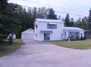 14485 Stoney Pointe Rd, Cheboygan, MI 49721