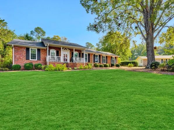 213 Missallie Dr, Clinton, SC 29325