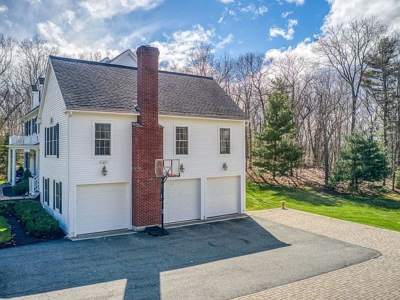 5th image of 410 Great Pond Rd