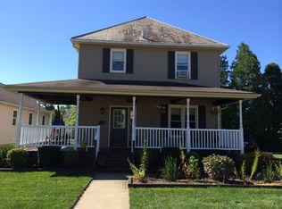 206 5th St SW, Strasburg, OH