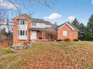 3530 Kipling Cir, Howell, MI 48843