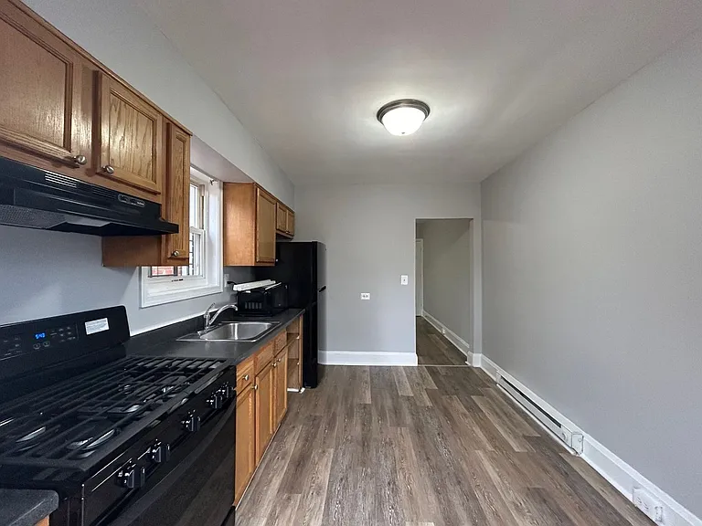 4302 Berger Ave — Photo 2