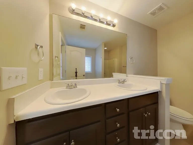 114 Millwheel Dr — Photo 11