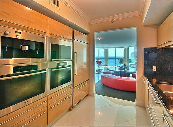 5th image of 101 S Ft Lauderdale Beach #902