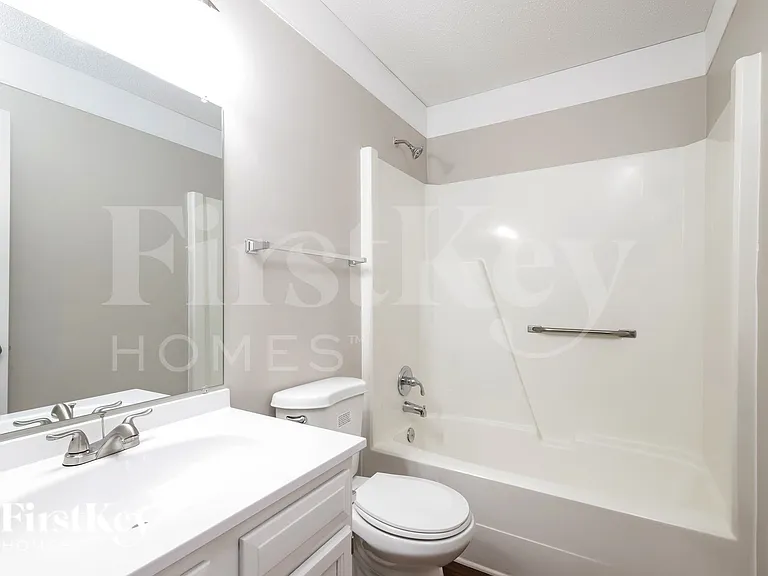 107 Brookleigh Ct — Photo 13