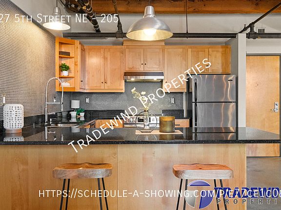 5th image of 127 5th St NE APT 205