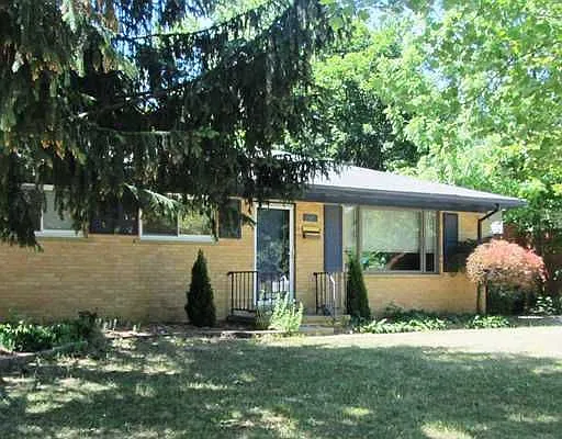2523 Pamela Ave photo 1